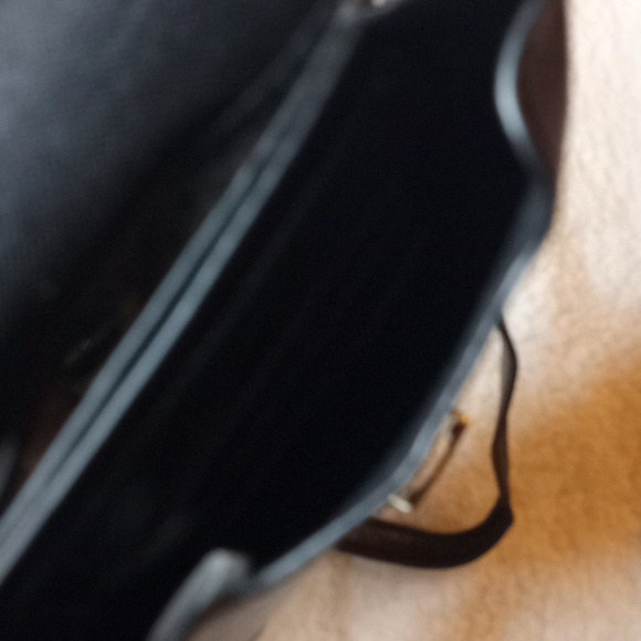 Pre-loved cross-body bag purse with strap - Picture 5 of 5